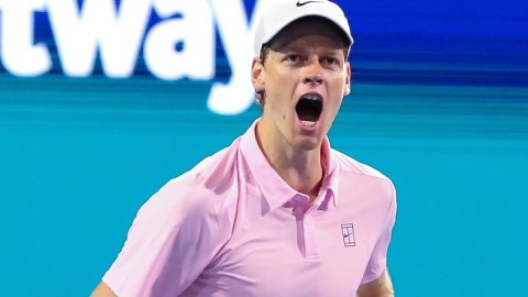 मोंटे कार्लो ओपनर में हम्बर्ट पर सिनर की आसान जीत