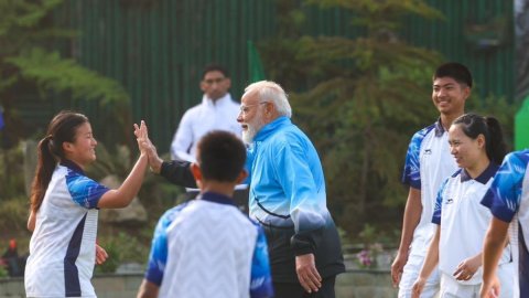'आपको ओलंपिक खेलने के उद्देश्य से तैयारी करनी चाहिए,' पीएम मोदी ने युवा खिलाड़ियों को दिया कड़ी मेहन