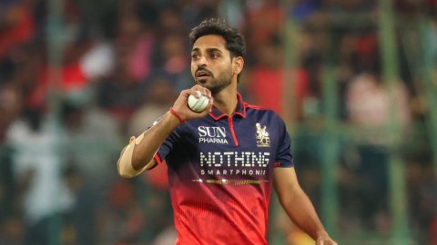 IPL 2026: 'Lot of players complete their quota and leave, but Bhuvi is not like that,' says Chawla