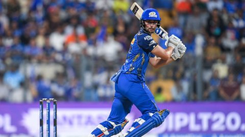 IPL 2026: Mumbai Indians wear black armbands in tribute to support staff’s daughter