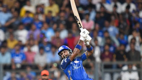IPL 2026: Rickelton’s century and cameos by Jacks and Pandya help MI post 243/5 vs SRH