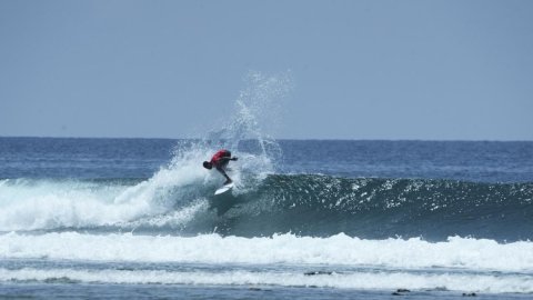 Little Andaman Surfing:  Tamil Nadu Surfers Dominate Opening Day of Inaugural event