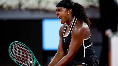 Madrid Open: Baptiste stuns world No. 1 Sabalenka for maiden WTA 1000 SF