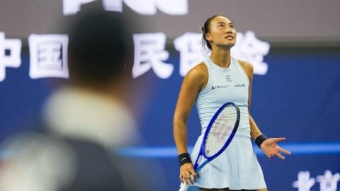 Tennis: Zheng Qinwen withdraws from WTA Stuttgart Open due to injury; Top four in fray