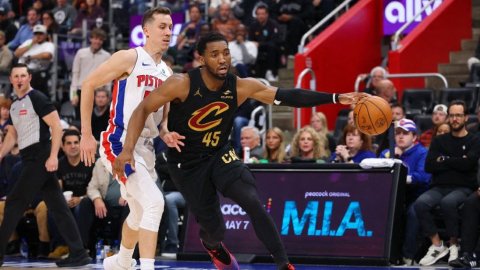Detroit Pistons defeat Cleveland Cavaliers NBA Playoffs