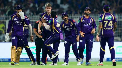 KKR ने  MI को 4 विकेट से हराकर प्लेऑफ की उम्मीदें रखीं जिंदा, पांडे और पॉवेल ने खेली अहम पारियां