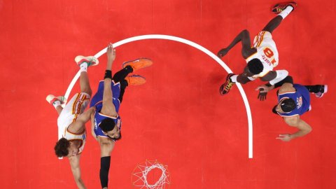 Knicks Crush Hawks by 51 Points to Reach NBA Playoff Semi-Finals