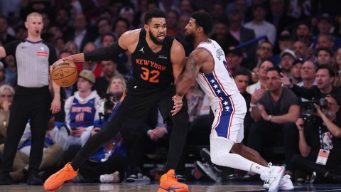 New York Knicks vs Philadelphia 76ers