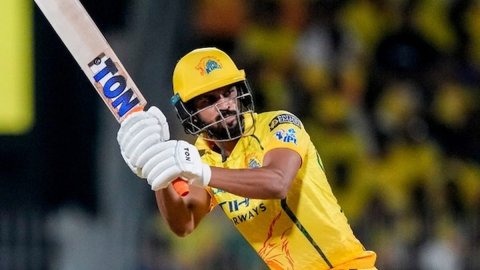 Ruturaj Gaikwad सिर्फ 13 रन बनाकर रच गए इतिहास, MS Dhoni के बाद ऐसा करने वाले CSK के दूसरे कप्तान