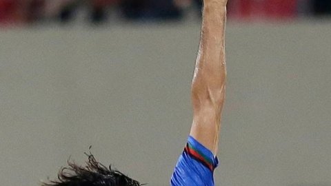 Afghan pacer Zadran’s brother expresses gratitude for blood donation, appeals for prayers