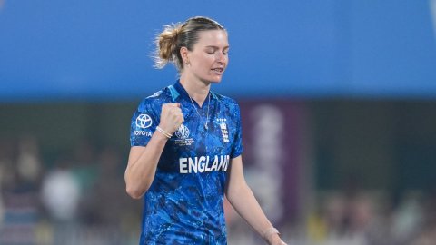 Fatima Sana, Lauren Bell among big movers in latest ICC Women’s Rankings