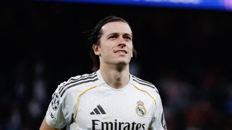 Football: Carreras denies reports of Real Madrid dressing-room bust-up