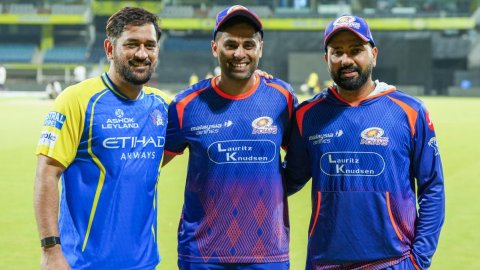 MS Dhoni, Suryakumar Yadav and Rohit Sharma During Warm-Up Session in Chennai