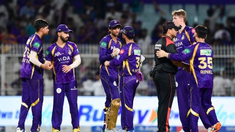 IPL 2026: Allen, Raghuvanshi, Green pyrotechnics keep KKR's hopes alive with 29-run win over GT (ld)