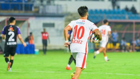 ISL 2025-26: Sanchez penalty rescues point for dominant Blues in seesaw battle against Odisha