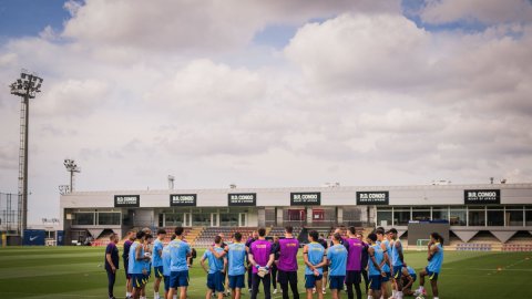 ‘It happens all over the world’: Flick unfazed by Real Madrid dressing-room turmoil ahead of El Clas