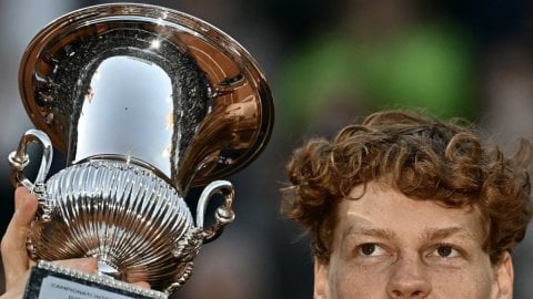 Italian Open: Djokovic congratulates Sinner, welcomes him to ‘exclusive club’ after historic title w