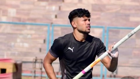 Pole vaulter Dev Meena eyes personal best at domestic competition in Bhubaneswar