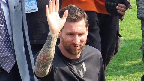 Satadru Dutta blames ‘complete failure’ of security for chaos at Messi event in Kolkata