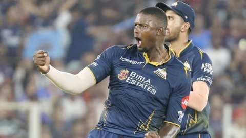 'There was sufficient evidence for that to be not out': Bishop on Holder's controversial catch