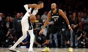  San Antonio Spurs into the NBA Finals against a New York Knicks 