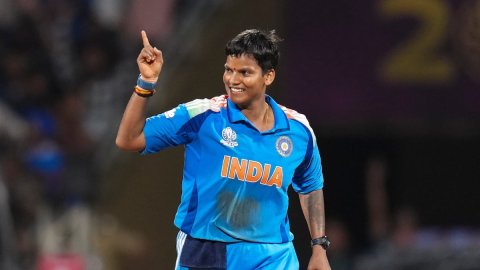 Deepti Sharma के निशाने पर Jhulan Goswami का महारिकॉर्ड, सिर्फ 2 विकेट दूर हैं इतिहास रचने से