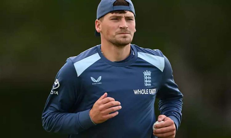  England summon uncapped Henry Crocombe as cover for Ollie Robinson for second test vs New Zealand