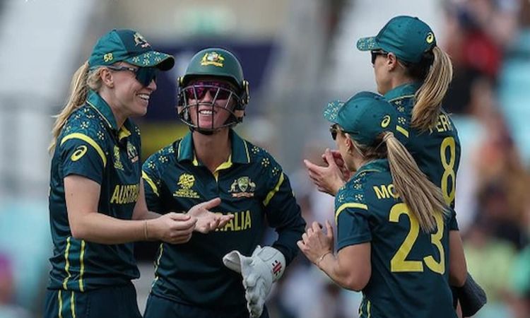 West Indies batting flopped as Australia got a target of 126 runs to reach the final