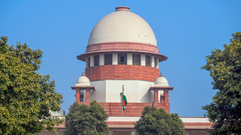 विनेश फोगाट मामले में सुप्रीम कोर्ट ने खारिज की डब्ल्यूएफआई की याचिका, कहा-आगे की सुनवाई का कोई आधार