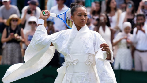 Osaka slays in Kill Bill-inspired kimono at Wimbledon opener