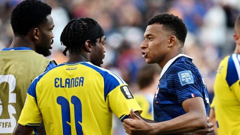 FIFA WC: Mbappe closes in on Messi as France breeze past Sweden into last-16