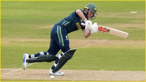 AUS-W vs WI-W: Beth Mooney ने सेमीफाइनल-1 में 61 रन ठोककर रचा इतिहास, तोड़ा Alyssa Healy का महारिकॉर