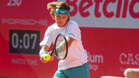 Rublev surges to dominant win, Portugals Faria reaches QFs in Estoril