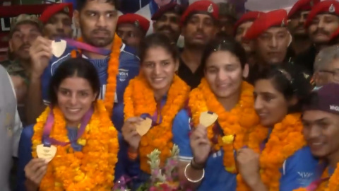 CWG 2026: स्वदेश लौटने पर भारतीय टीम का भव्य स्वागत, खिलाड़ियों ने सरकार और सहयोगी संस्थाओं का जताया