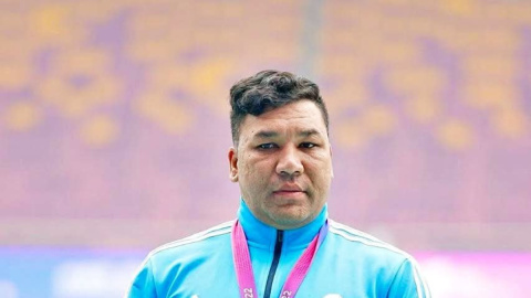 देश के लिए लड़ते हुए गंवाया एक पैर, शॉट पुट में गोल्ड जीतने वाले सोमन राणा बोले-आसान नहीं थी राह