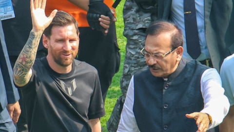 मेसी इवेंट मामला: पूर्व मंत्री अरूप बिस्वास को राहत, कलकत्ता हाई कोर्ट ने अंतरिम सुरक्षा बढ़ाई