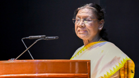 राष्ट्रपति द्रौपदी मुर्मु ने मुक्केबाजी में स्वर्ण पदक जीतने पर प्रीति और जैस्मीन को दी बधाई 
