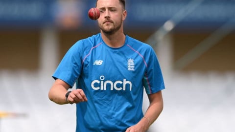Dinusha, Robinson, Mahmud shortlisted for ICC Mens Player of the Month for August