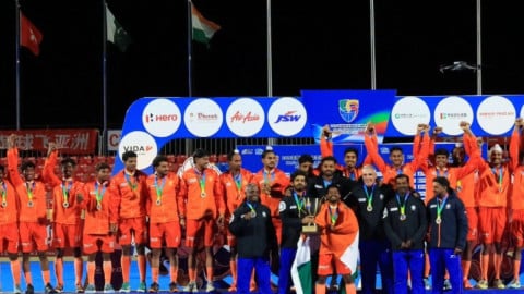 यह जीत युवा खिलाड़ियों के असाधारण कौशल को दर्शाती है, उपराष्ट्रपति ने एशिया कप जीतने पर पुरुष-महिला हॉकी टीम को दी बधाई