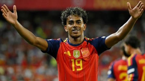 Nations League: Spain beat Croatia, England battles to 2-0 win over Czechia