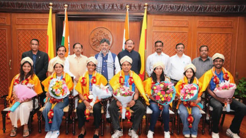 CM Shivakumar, Dy CM Parameshwara felicitate Karnataka’s Asian Games medallists