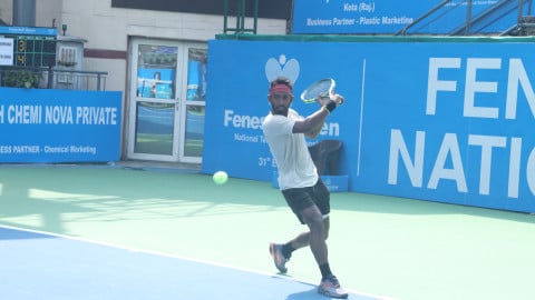 Fenesta Open: Nitin Sinha stuns Manish Sureshkumar to reach men’s final; Vaidehee in summit clash