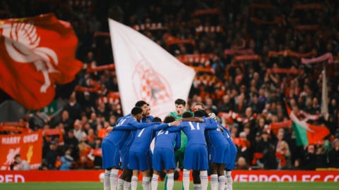 I can see Chelsea scoring a few goals: Michael Owen backs Blues to beat Man Utd 3-1