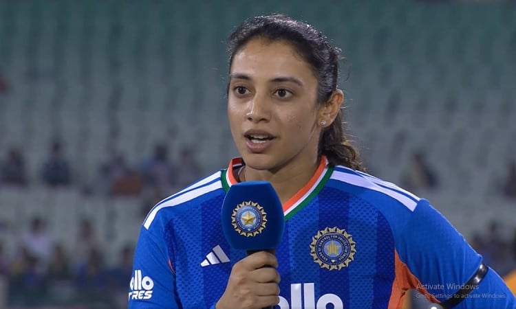 India Women New Captain Smriti Mandhana Choose To Bowl First Against Zimbabwe Women 1st T20I Shaheed Veer Narayan Singh International Stadium Raipur 