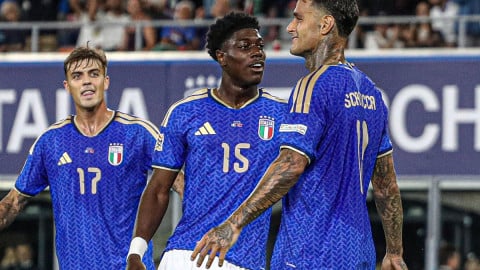 Italy overpower Turkiye 3-1 to stay in contention for Nations League QF