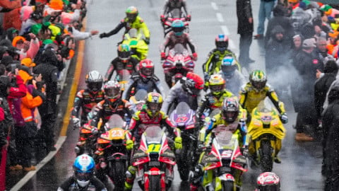 Last MotoGP race at Phillip Island cancelled due to bad weather