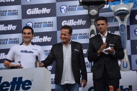 HD Image for cricket Rahul Dravid with Arbaaz Khan in Tamil