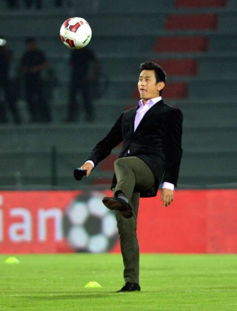 HD Image for cricket Baichung Bhutia