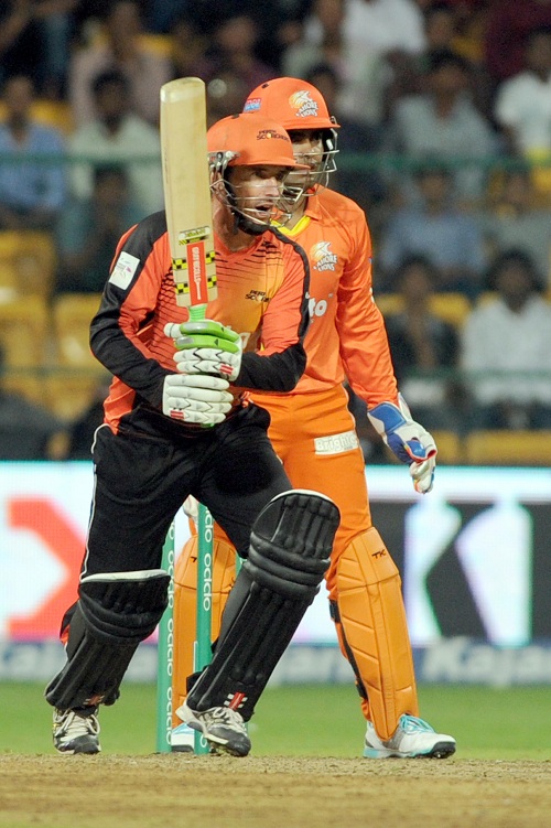 HD Image for cricket Champions League 2014 : Lahore Lions Vs Perth Scorchers in Tamil