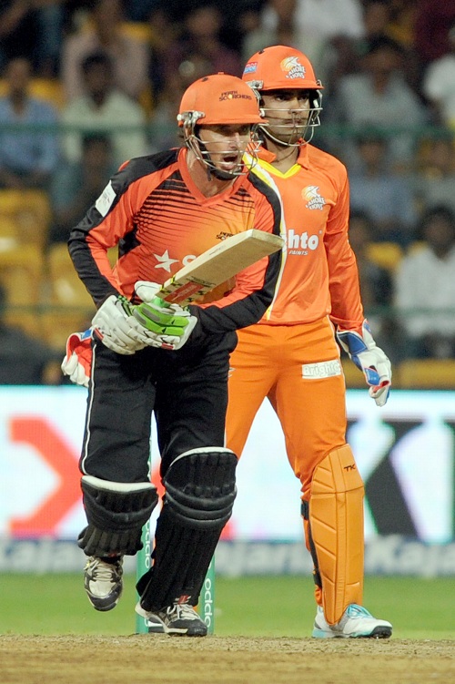 HD Image for cricket Champions League 2014 : Lahore Lions Vs Perth Scorchers in Tamil